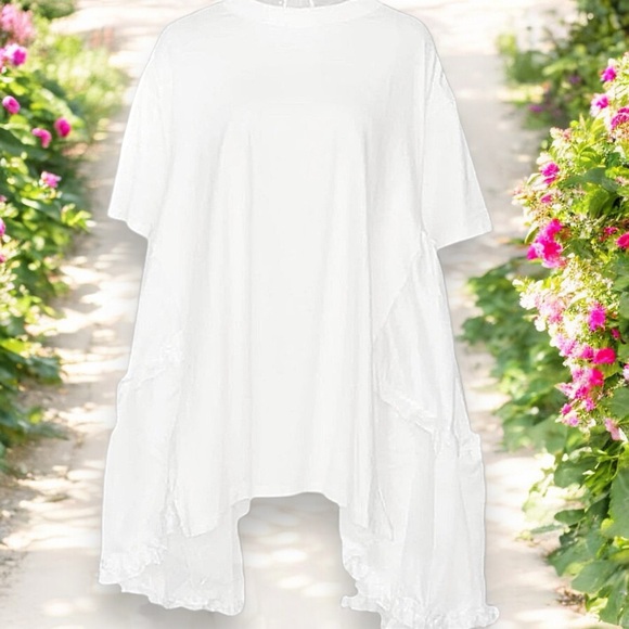 F. Modern White Tourmaline Oversized Stretch Knit Ruffle Top - Picture 12 of 16